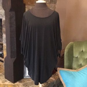 Black split sleeve tunic